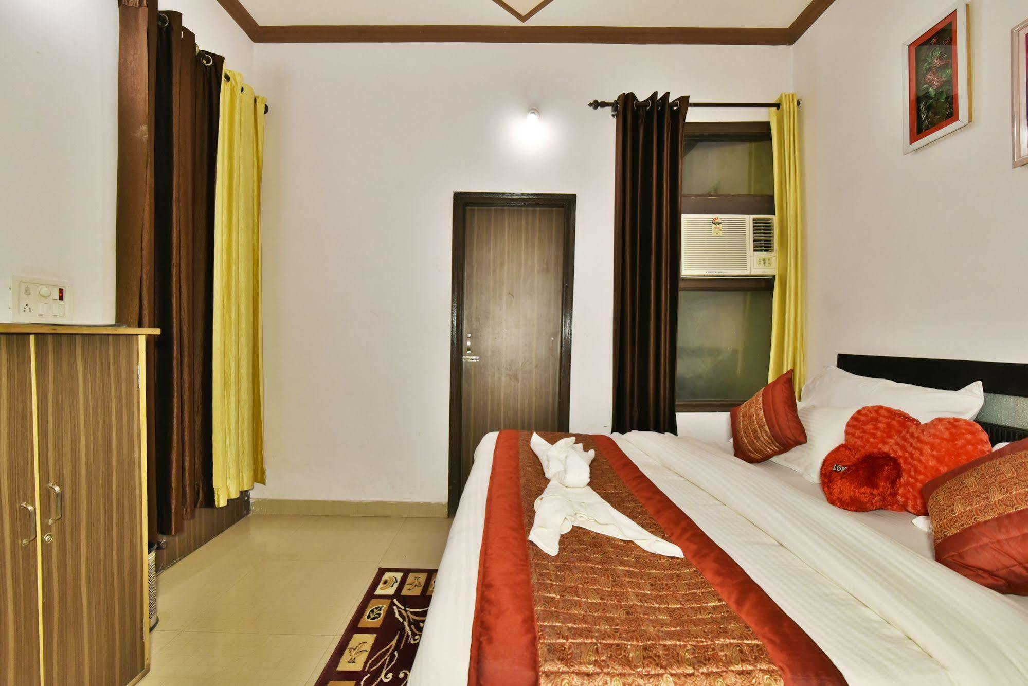 Hotel Sham Villa อัมริตสา ภายนอก รูปภาพ